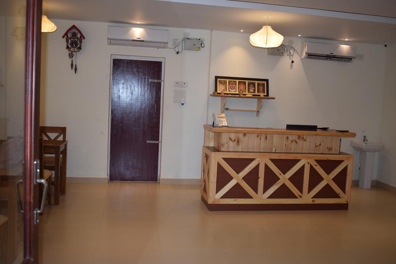 Отель Ak Sea View Residency Пондичерри Экстерьер фото